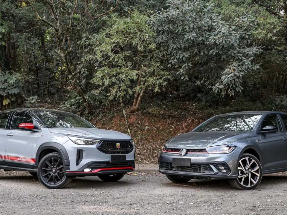 Fiat Pulse Abarth vs VW Polo GTS: A Batalha Pelo Coração dos Entusiastas Design sem nome 28