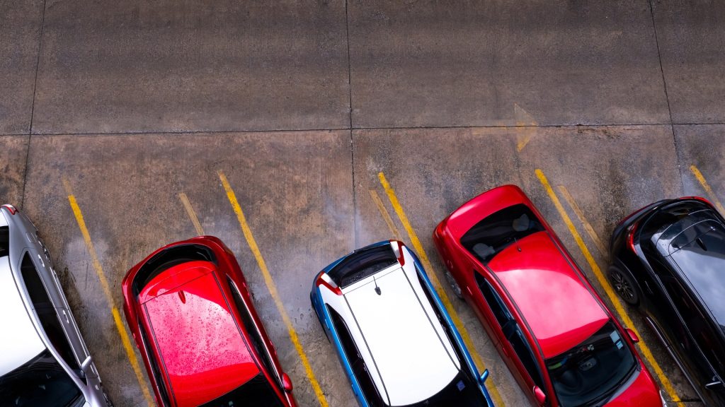 Como cuidar da pintura de um carro vermelho? Imagem para blog 92
