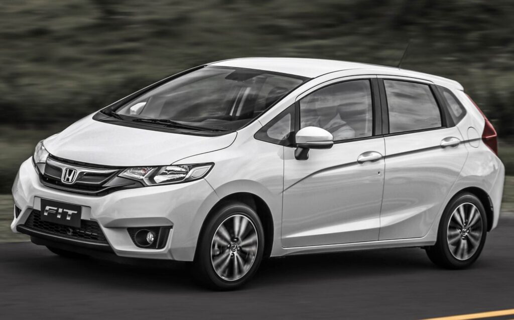 Melhores Carros Usados até R$ 50 Mil em 2025: Dicas para Não Errar na Compra Novo Honda FIT 2015 14